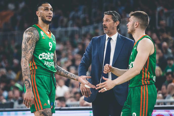 Cedevita Olimpija : Turk Telekom, Jurica Golemac, Zach Auguste | Cedevita Olimpija bo od četrtka naprej igrala polfinale lige ABA. | Foto Grega Valančič/Sportida