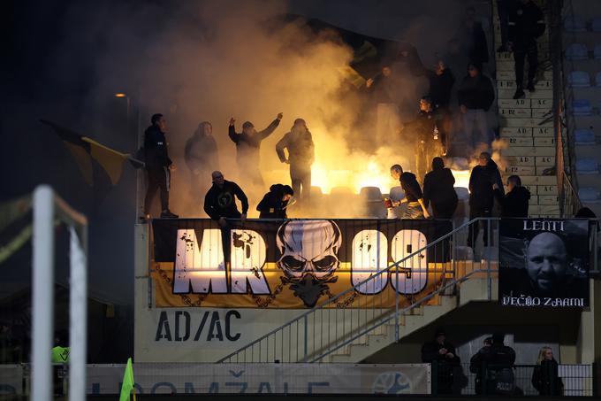 Navijači Radomelj so se veselili velike točke. | Foto: www.alesfevzer.com