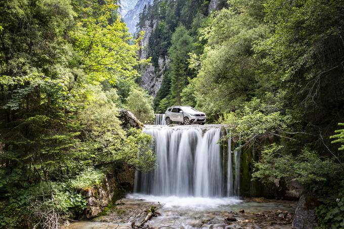 Dacia Duster gorski reševalci | Foto: 