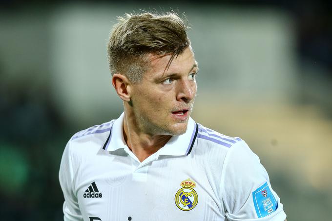 Real Madrid bo tudi na prvi tekmi osmini finala lige prvakov proti Liverpoolu igral brez poškodovanih Tonija Kroosa (na fotografiji) in Aurliena Tchouamenija. | Foto: Guliverimage/Vladimir Fedorenko