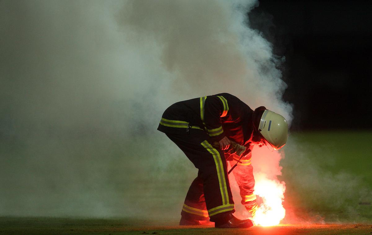 bakla | Pri NK Maribor bodo zaradi neprimernega vedenja navijačev spet morali seči v denarnico.  | Foto Vid Ponikvar