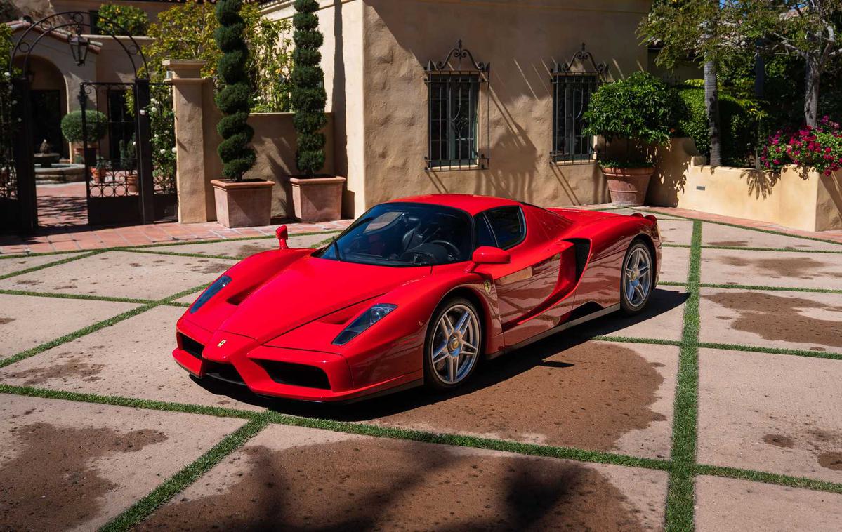 Ferrari enzo | S ceno 2,33 milijona evrov je postal ta ferrari enzo najdražji avto, prodan prek spletne dražbe. | Foto RM Sotheby's