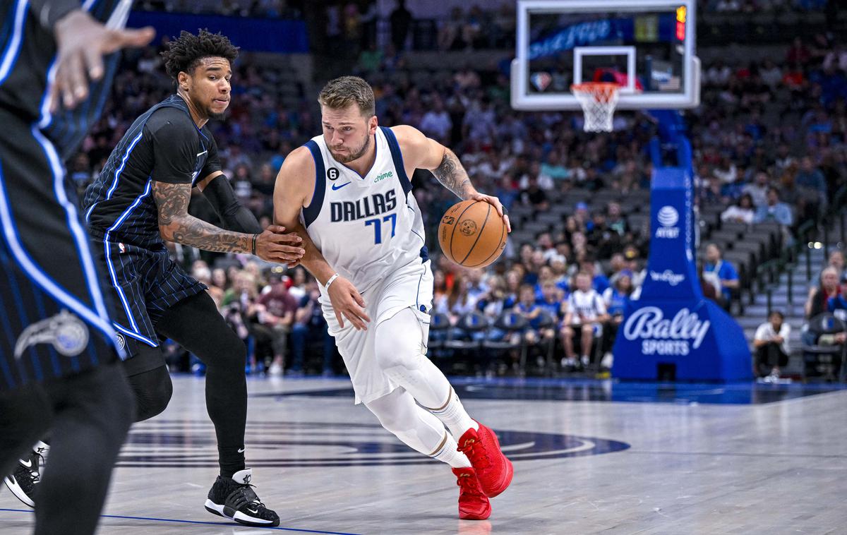 Luka Dončić Dallas Mavericks | Luka Dončić je na svoji prvi pripravljalni tekmi dosegel 16 točk. | Foto Reuters