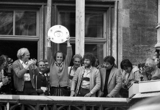 Branko Oblak je z Bayernom leta 1980 osvojil nemško bundesligo. ''Kaj vse sem takrat doživel … Fotr me je pri Bayernu rad vzel s seboj na trening. Tega ne bom nikoli pozabil. Kako so bili poleg mene takšni asi kot Rummenigge, Hoeness, Breitner, Müller, Meier … V bazenčku so si noge hladili, jaz pa v njihovi družbi. Danes si kaj takšnega ne moreš predstavljali. Dejansko sem imel kot otrok velik privilegij,'' se rad spominja prigod iz Münchna.  | Foto: Guliverimage/Vladimir Fedorenko