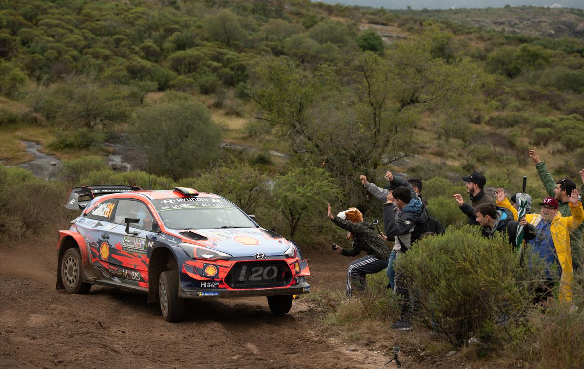 Thierry Neuville | Thierry Neuville je z drugo zaporedno zmago v sezoni povečal vodstvo v skupnem seštevku svetovnega prvenstva v reliju. | Foto Guliver/Getty Images