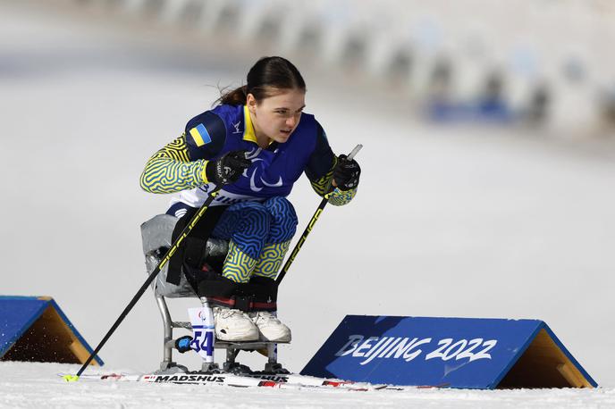 Anastazija laletina | 19-letna ukrajinska parašportnica Anastazija Laletina je po žalostni novici iz Ukrajine nemudoma odpovedala svoj nastop na paraolimpijskih igrah v Pekingu in odpotovala proti Evropi. Zatočišče naj bi našla na Poljskem. | Foto Guliverimage