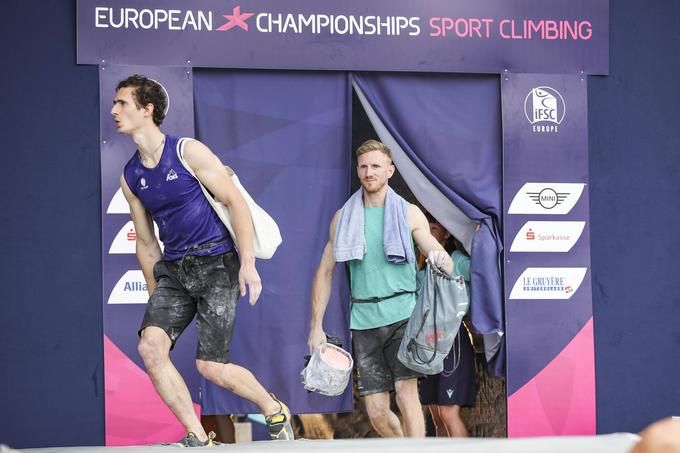 Adam Ondra (levo) vodi po balvanskem delu kombinacije.  | Foto: Guliverimage/Vladimir Fedorenko