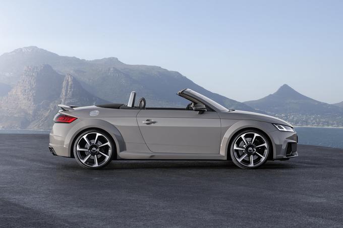 Audi TT RS roadster in copupe | Foto: ciril komotar