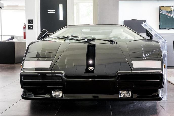 Lamborghini countach | Sedanji lastnik je z njim v tridesetih letih prevozil le 135 kilometrov. | Foto Lamborghini Montreal