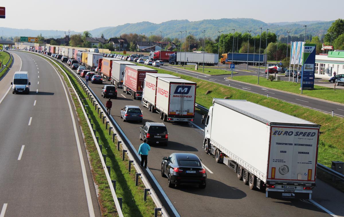 Kolona, zastoj, ceste, promet | Foto Občina Brežice