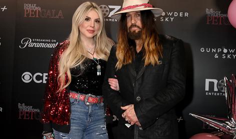 Billy Ray Cyrus po le sedmih mesecih zakona vložil zahtevo za ločitev