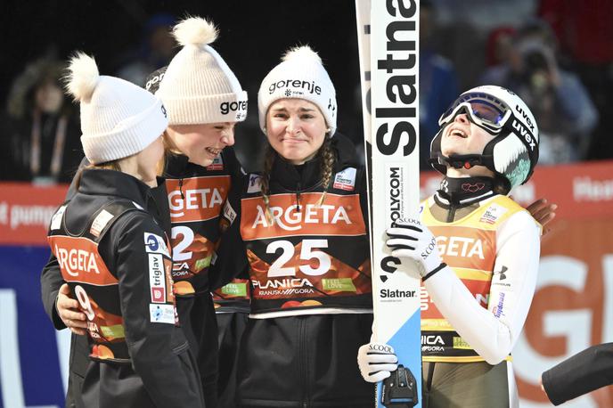 Nika Prevc Planica globus | Nika Križnar je pred začetkom sezone dejala, da je Nika Prevc najbolje pripravljena za svetovni pokal. In imela je prav. | Foto STA