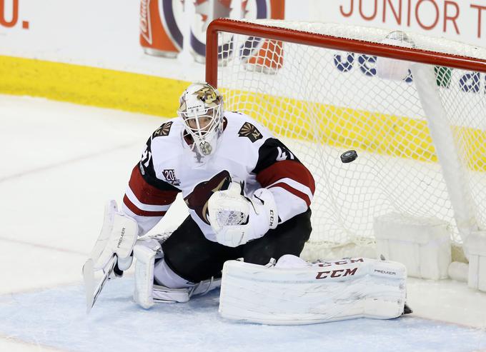 Mike Smith je bil eden od bolj zaslužnih za zmago Arizone v Staples Centru. | Foto: Reuters