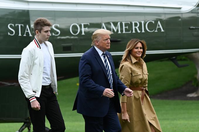 Družina Trump naj bi že danes zapustila Wasington in odšla na Florido. | Foto: Reuters