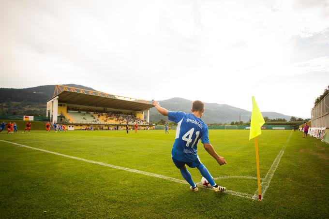 Konec tedna bodo na prizorišče "domače" tekme v Dravograd prepotovali 215 km, njihovi tekmeci pa le 37.  | Foto: Žiga Zupan/Sportida