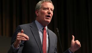 V tekmo za nominacijo demokratov tudi newyorški župan de Blasio