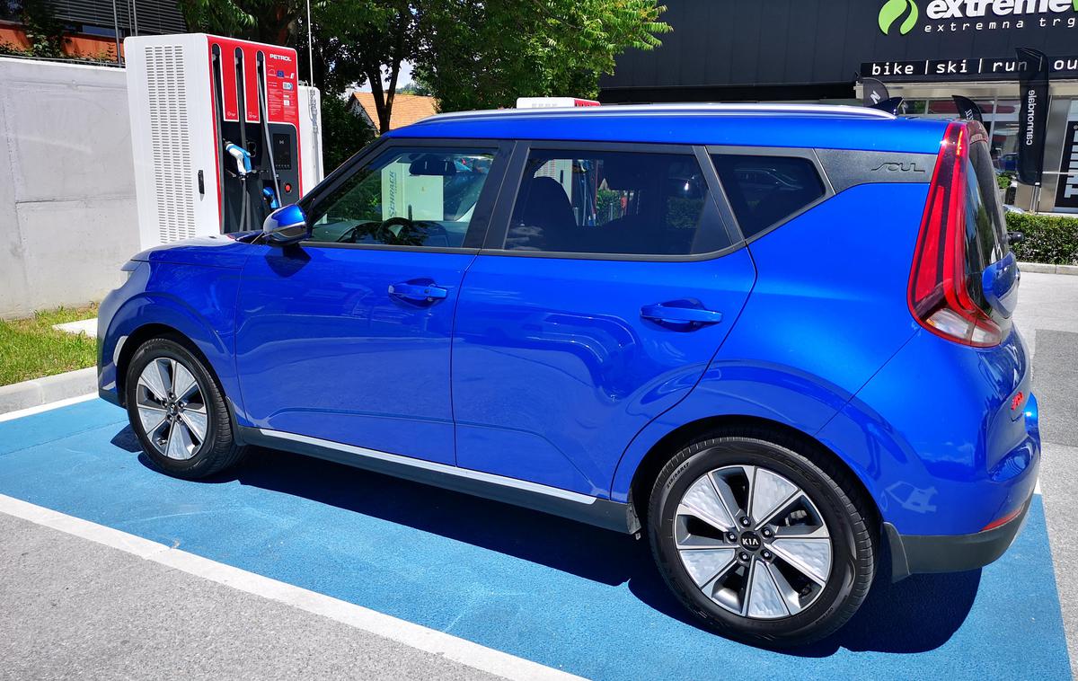 Kia e-soul | Kitajski trg električnih vozil je bil v zadnjih letih nedotakljiv in imel v smislu prodajnih številk gromozansko prednost pred preostalimi državami. | Foto Gregor Pavšič