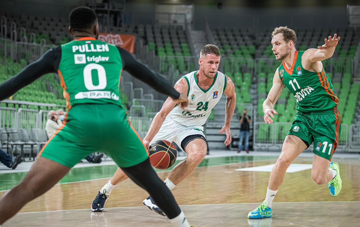 ABA, Cedevita Olimpija - Krka | Košarkarji Cedevite Olimpije so z odlično obrambo onemogočili Novomeščane. | Foto Vid Ponikvar