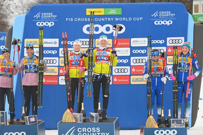 Anamarija Lampič in Eva Urevc sta v ekipnem šprintu osvojili tretje mesto. | Foto: Guliverimage/Vladimir Fedorenko