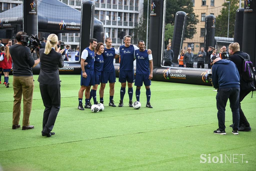 Uefa Ljubljana 2019 Trg Republike Nogomet v šolah