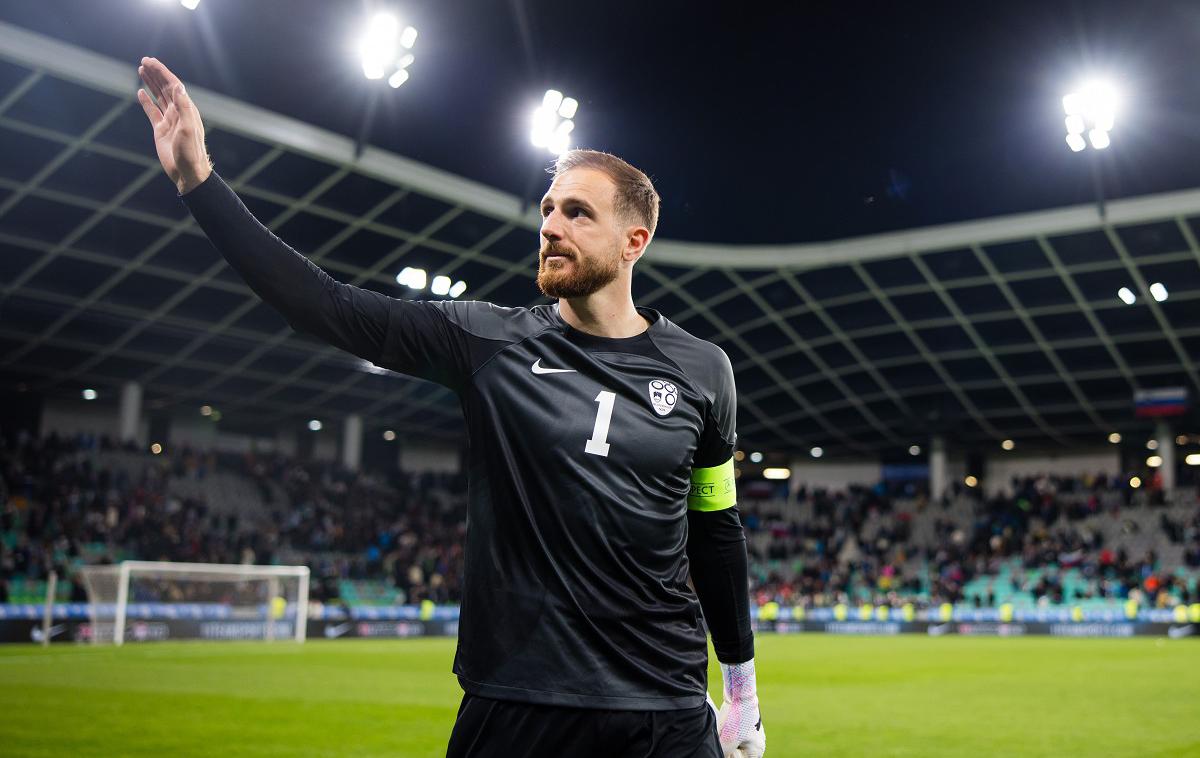 Jan Oblak Slovenija Portugalska | Kapetan Jan Oblak je poudaril, kako je nogomet ob tem, kar se trenutno dogaja selektorju Matjažu Keku, povsem nepomemben. | Foto www.alesfevzer.com