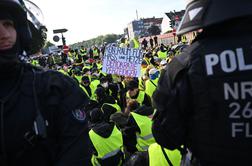 V Berlinu na protestih proti skrajni desnici v vladi 30 tisoč ljudi