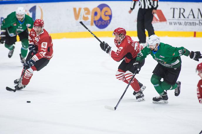 HDD Jesenice HK Olimpija | Olimpija je Jeseničane premagala s 4:1 in se uvrstila v nedeljski finale. | Foto Peter Podobnik/Sportida