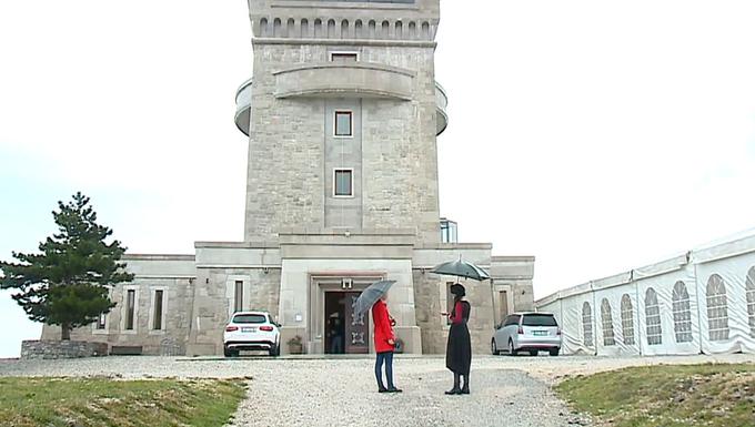 Požar Pomnika miru ni dosegel.  | Foto: Planet TV