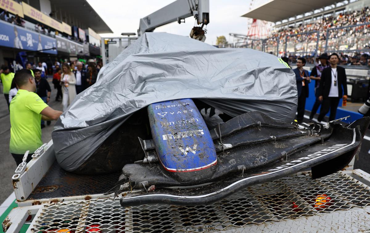 Suzuka Alex Albon Williams | Alex Albon je na drugi veliki nagradi zapored Williamsa tako razbil, da je poškodoval še drugo šasijo. | Foto Guliverimage