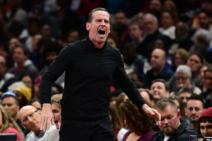 Kenny Atkinson sploh prvič vodi ekipo v ligi NBA. | Foto: Reuters