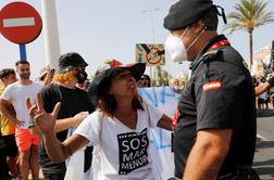 Protest zaradi množičnega pogina rib, zbralo se je 70 tisoč ljudi #video