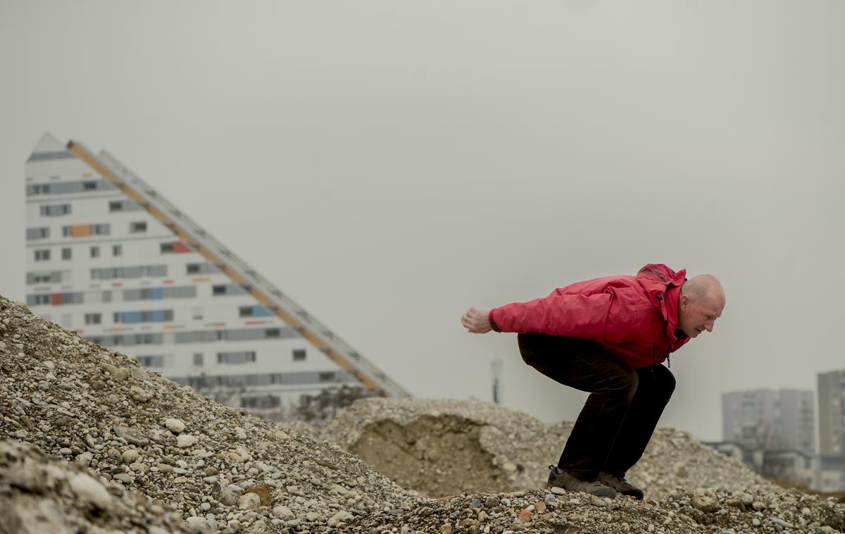 Matjaž Debelak | Matjaž Debelak je prvi del življenja posvetil smučarskim skokom, drugo življenjsko poglavje pa posveča družini in svoji športni trgovini. | Foto Klemen Korenjak