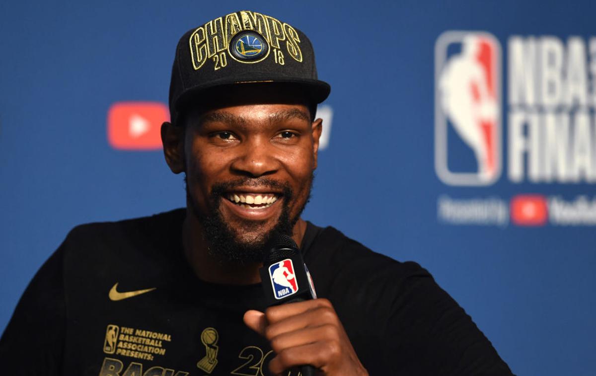 Kevin Durant | Pri Golden Statu obljubljajo, da ne bodo pozabili Kevina Duranta. Njegovo številko 35 bodo upokojili. | Foto Getty Images