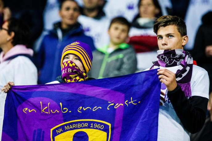 Maribor Navijači Stožice | Maribor lahko danes postane prvi slovenski klub, ki bi v zgodovini evropskih tekmovanj zmagal na gostovanju v Romuniji. | Foto Grega Valančič/Sportida