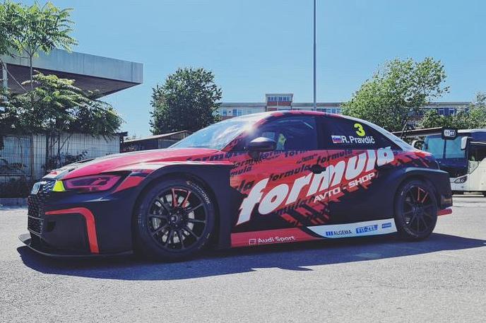 krožna dirka Grobnik | Audi RS3 LMS, ki ga vozi Mariborčan Robert Pravdič.