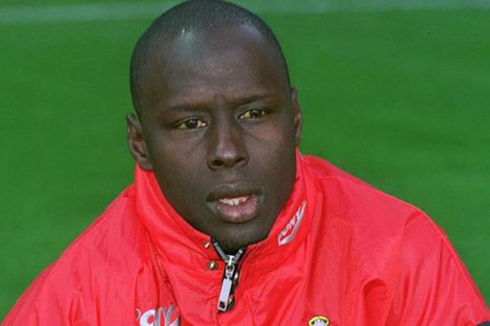 Ali Dia | Ali Dia, sicer neuradno, a verjetno ni daleč od resnice. Najslabši nogometaš v zgodovini angleške premier lige, v kateri je zdržal 53 minut. | Foto southamptonfc.com