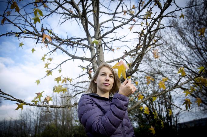 "Zadnji dve leti in pol sta bili resnično najtežji in potrebnega bo še kar nekaj časa in dela na sebi, da bom spet lahko zadihala in razprla svoja krila." | Foto: Ana Kovač