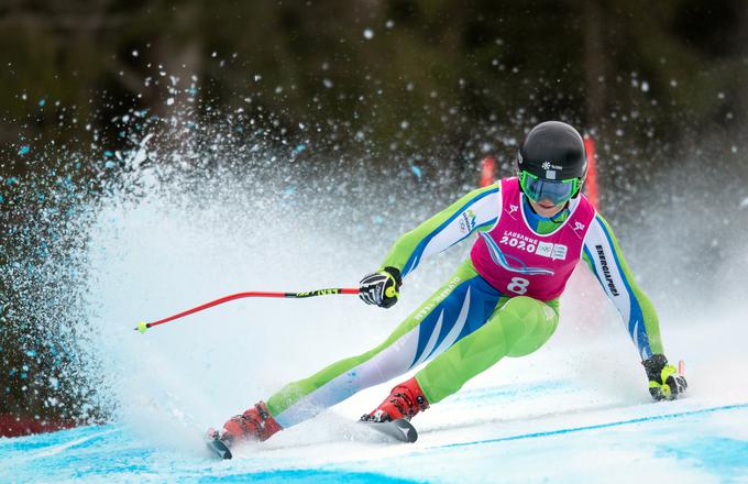 Srebrni Rok Ažnoh na superveleslalomu na prizorišču Les Diablerets | Foto: Reuters