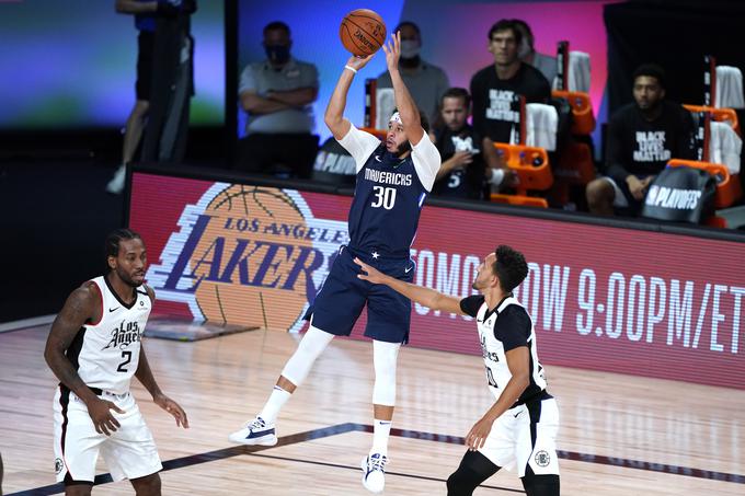 Seth Curry je bil vroč v zadnji četrtini. | Foto: Getty Images