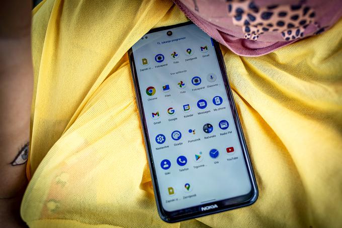 Za operacijski sistem svojih pametnih telefonov Nokia uporablja HMD Global različico Android Oe, ki je razbremenjena (skoraj) vseh odvečnih vsebin in zato dosega boljše delovanje tudi pri morda nekoliko manj zmogljivi strojni opremi. | Foto: Ana Kovač