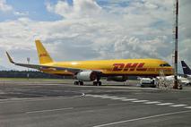 DHL, letalo, Brnik