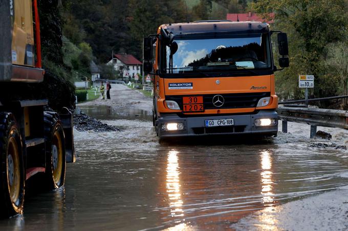 Posledice petkovega neurja v Baški grapi. | Foto: Matic Prevc/STA