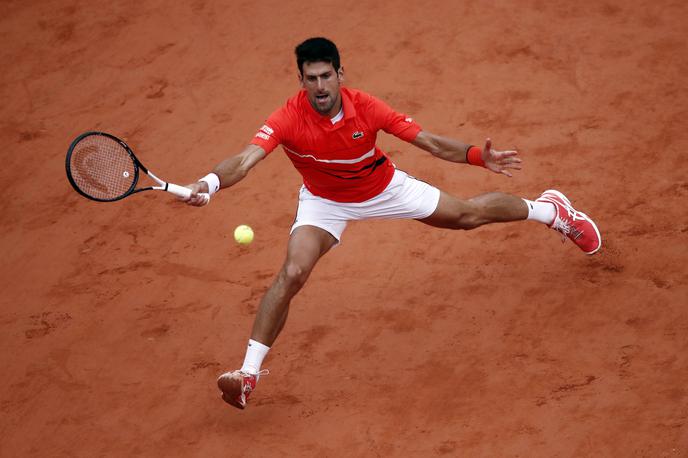 Novak Đoković | Novak Đoković bo polfinalni dvoboj končal v soboto. Avstrijec Dominic Thiem v tretjem nizu vodi s 3:1. Oba igralca sta sicer osvojila niz. | Foto Reuters