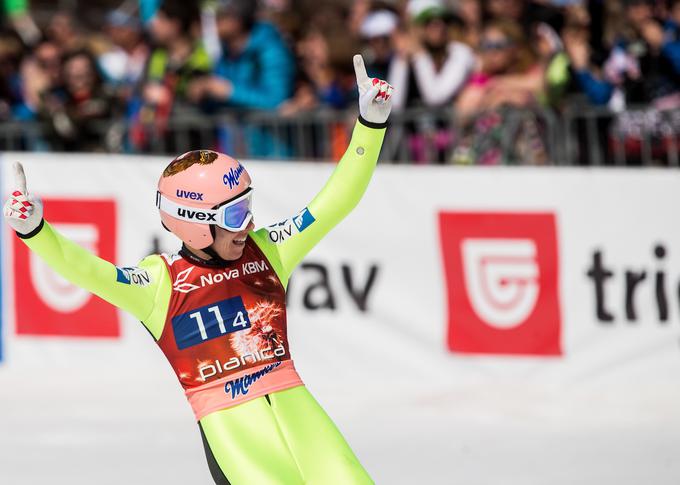 Stefan Kraft je nakazal, da bi se lahko prav v Oberstdorfu spet dvignil. | Foto: Vid Ponikvar