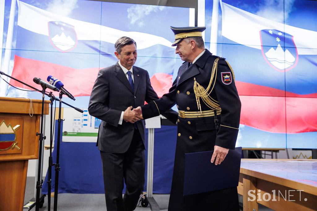 Borut Pahor, slovenska vojska