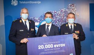 Telekom priskočil na pomoč tudi gasilcem #foto #video