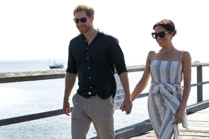 Meghan Markle | Meghan med turnejo po Pacifiku navdušuje z modnimi izbirami. | Foto Getty Images