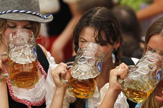 Pivo na festivalu Oktoberfest se bo znova podražilo