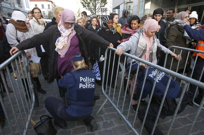 Nekaj manj kot polovica prebivalcev Molenbeeka je muslimanov, stopnja brezposelnosti dosega 30 odstotkov.  | Foto: Reuters