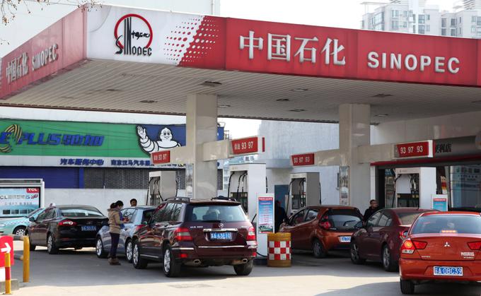 Črpalka podjetja Sinopec | Foto: AP / Guliverimage